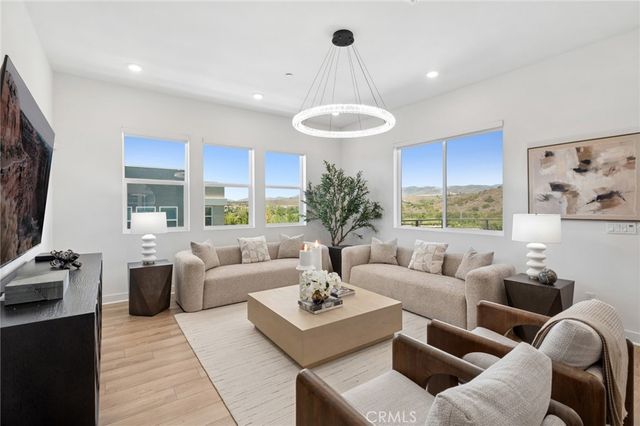 131 Sash, Irvine, CA 92618