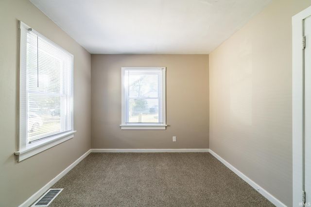 2049 Phenie Street, Fort Wayne, IN 46802
