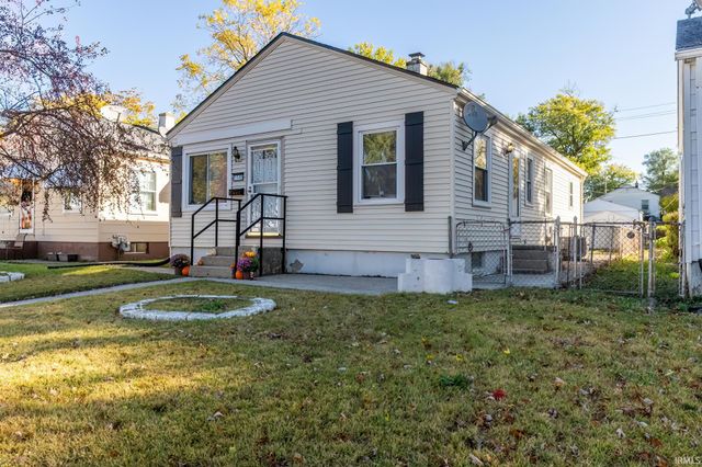 2049 Phenie Street, Fort Wayne, IN 46802