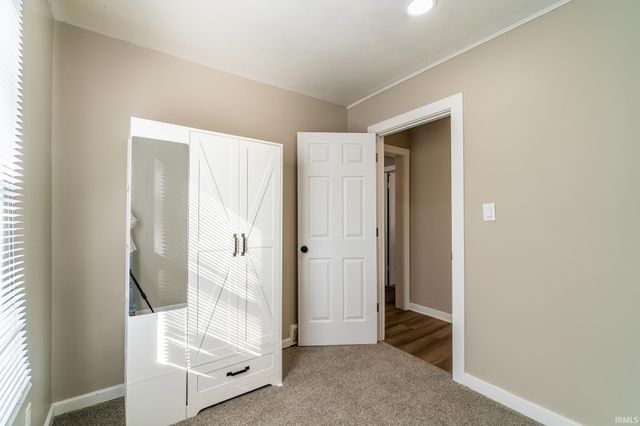 2049 Phenie Street, Fort Wayne, IN 46802