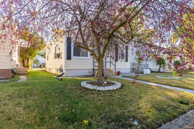 2049 Phenie Street, Fort Wayne, IN 46802