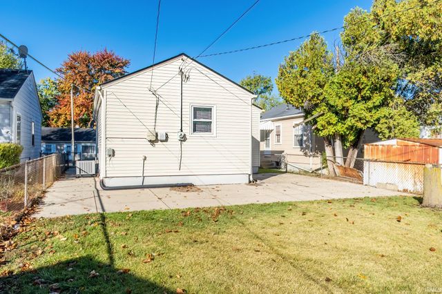 2049 Phenie Street, Fort Wayne, IN 46802