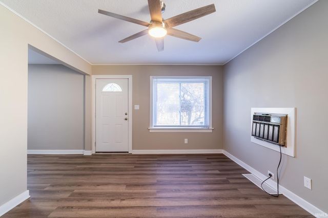 2049 Phenie Street, Fort Wayne, IN 46802