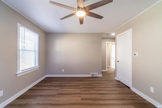 2049 Phenie Street, Fort Wayne, IN 46802