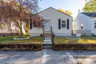 2049 Phenie Street, Fort Wayne, IN 46802
