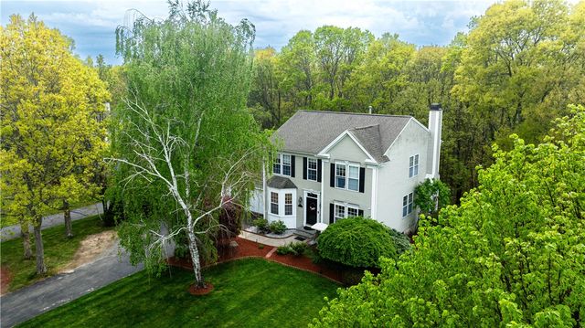 115 castle rock Road, Warwick, RI 02886