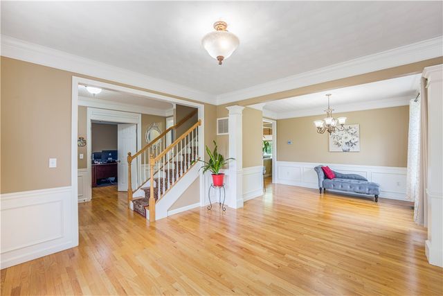 115 castle rock Road, Warwick, RI 02886