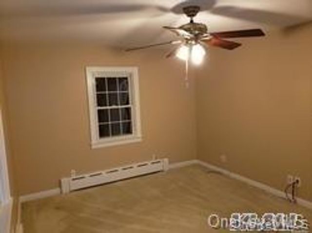 75 Searingtown Road 1st Fl, Albertson, NY 11507