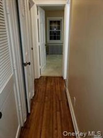75 Searingtown Road 1st Fl, Albertson, NY 11507