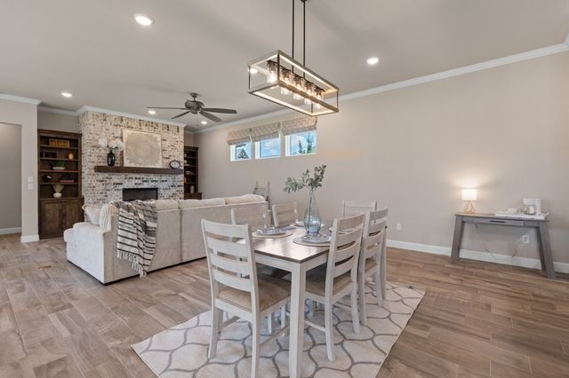 2407 Vineyard Drive, Granbury, TX 76048