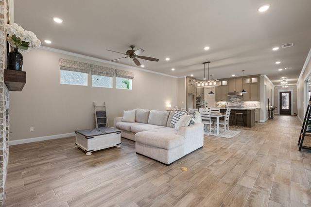 2407 Vineyard Drive, Granbury, TX 76048