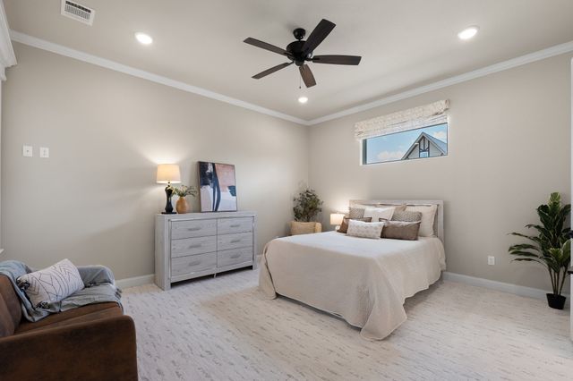 2407 Vineyard Drive, Granbury, TX 76048