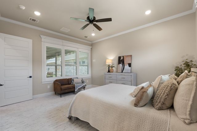 2407 Vineyard Drive, Granbury, TX 76048