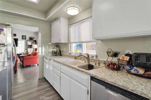 13167 Olathe Road, Apple Valley, CA 92308