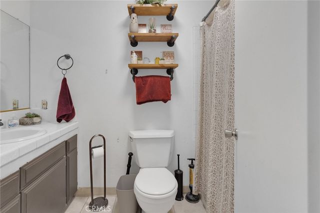 13167 Olathe Road, Apple Valley, CA 92308