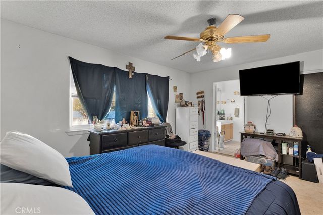 13167 Olathe Road, Apple Valley, CA 92308