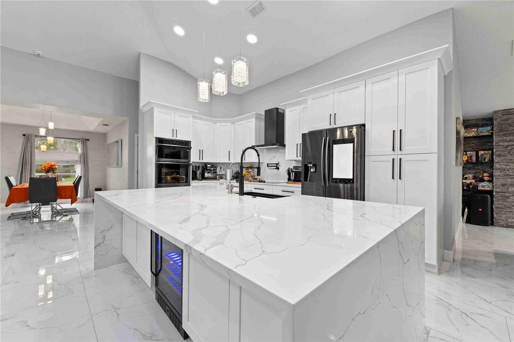 Image 16 of property listing at 416 BECKY STREET, Orlando, FL 32824