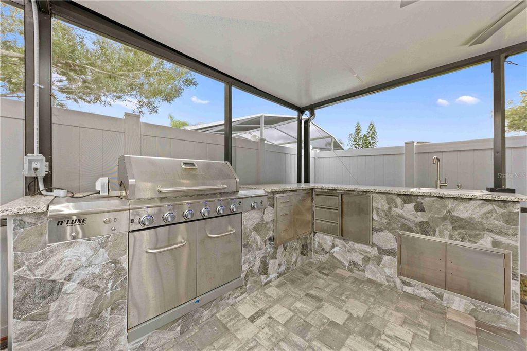 Image 37 of property listing at 416 BECKY STREET, Orlando, FL 32824