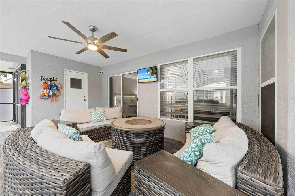 Image 38 of property listing at 416 BECKY STREET, Orlando, FL 32824