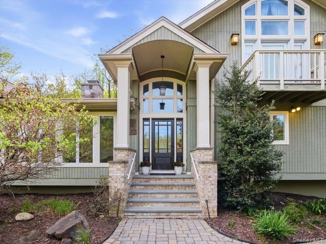 608 Palmer Drive, Nyack, NY 10960