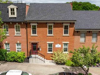 74 Broadway, Kingston, NY 12401