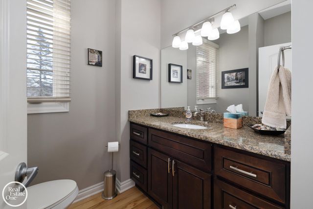 1860 Boulan Drive, Troy, MI 48084