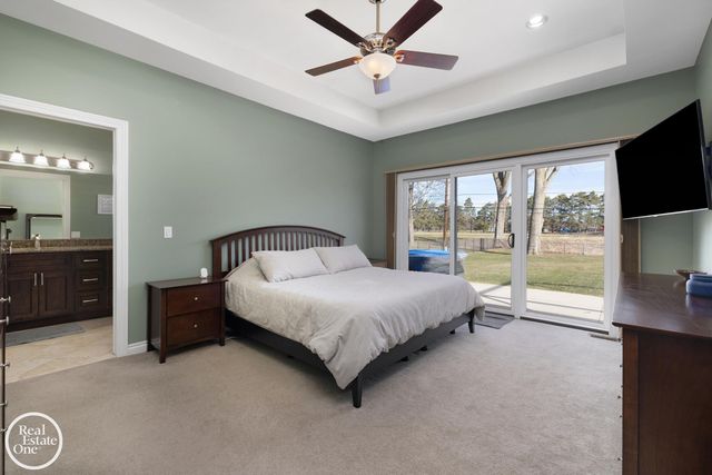 1860 Boulan Drive, Troy, MI 48084