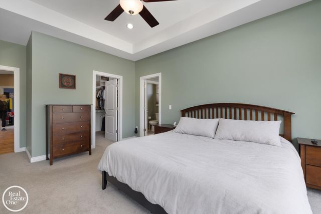 1860 Boulan Drive, Troy, MI 48084