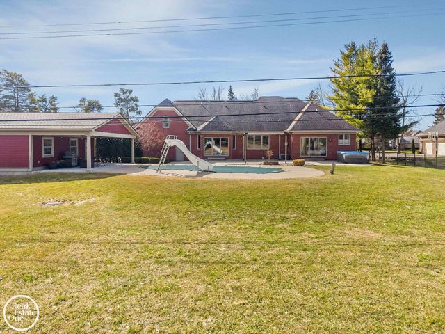 1860 Boulan Drive, Troy, MI 48084