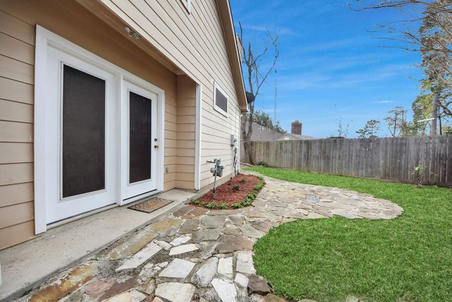 18963 Candlelight Crescent Road, Spring, TX 77388