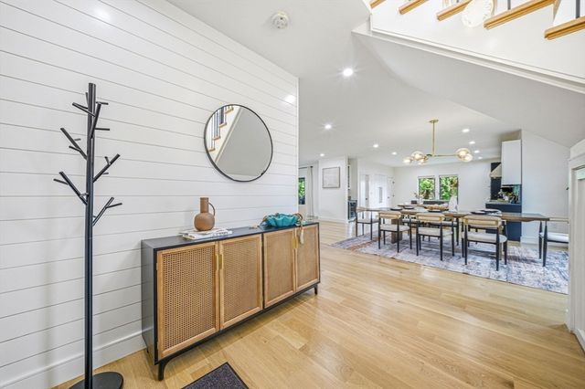 284 Webster St, Newton, MA 02466