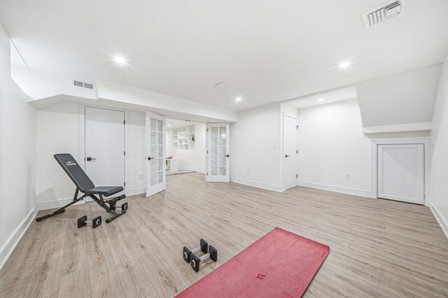 284 Webster St, Newton, MA 02466