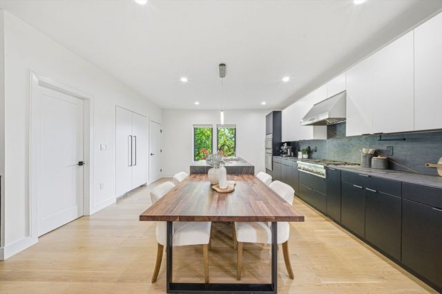 284 Webster St, Newton, MA 02466