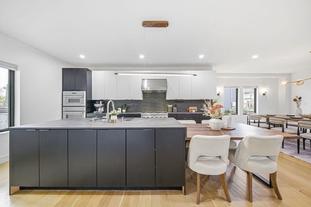 284 Webster St, Newton, MA 02466