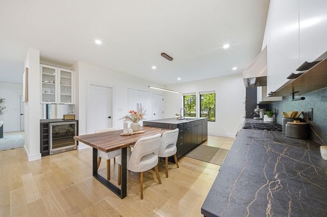 284 Webster St, Newton, MA 02466