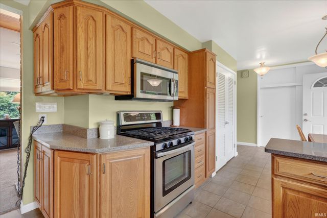 10898 Michigan Road, Plymouth, IN 46563