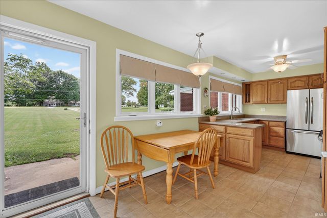 10898 Michigan Road, Plymouth, IN 46563