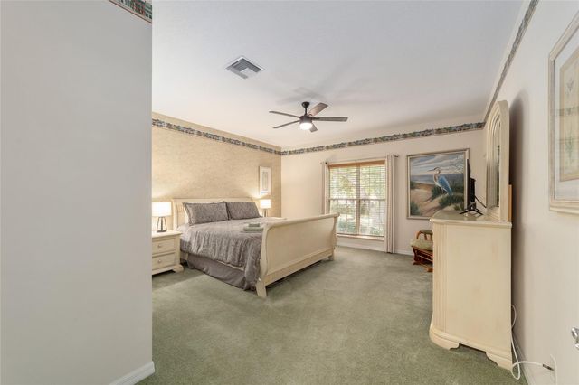 1074 AVENIDA SONOMA, Lady Lake, FL 32159