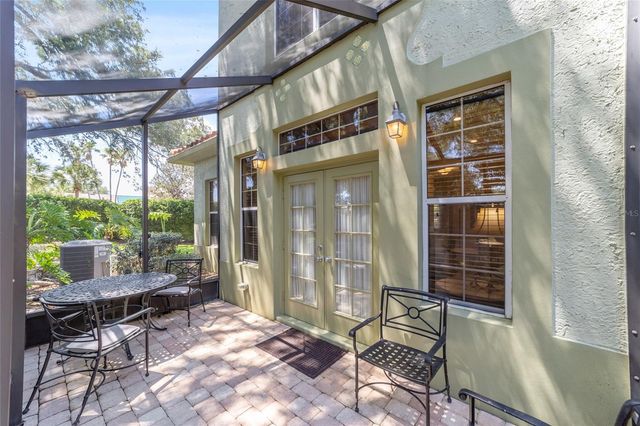 1074 AVENIDA SONOMA, Lady Lake, FL 32159