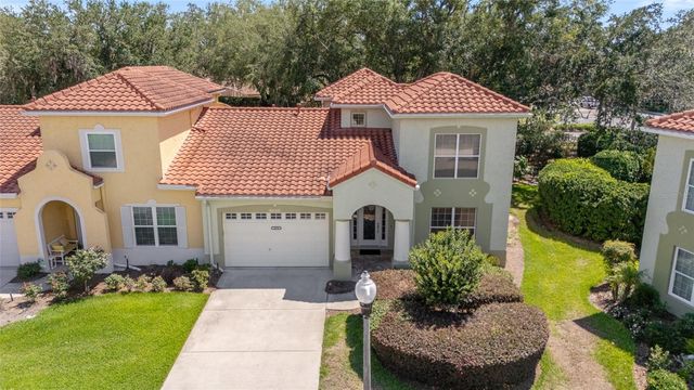 1074 AVENIDA SONOMA, Lady Lake, FL 32159