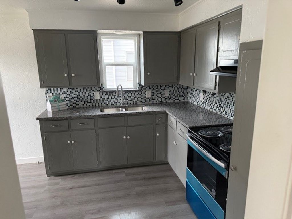 209 S Walnut, Winnsboro, TX 75494