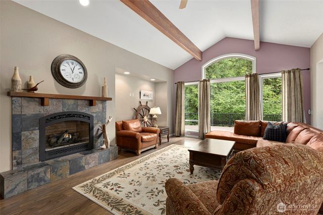 150 E Barnacle Boulevard, Shelton, WA 98584