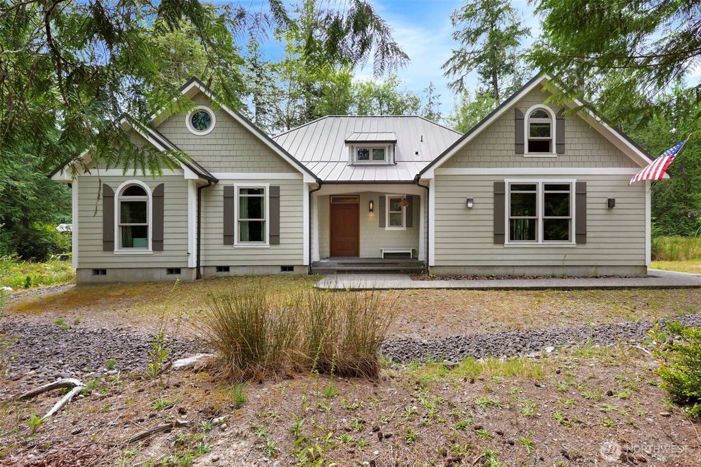 150 E Barnacle Boulevard, Shelton, WA 98584
