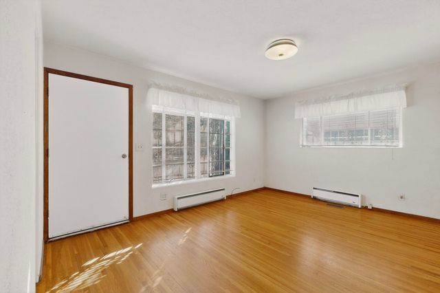 700 Manzano Street NE, Albuquerque, NM 87110