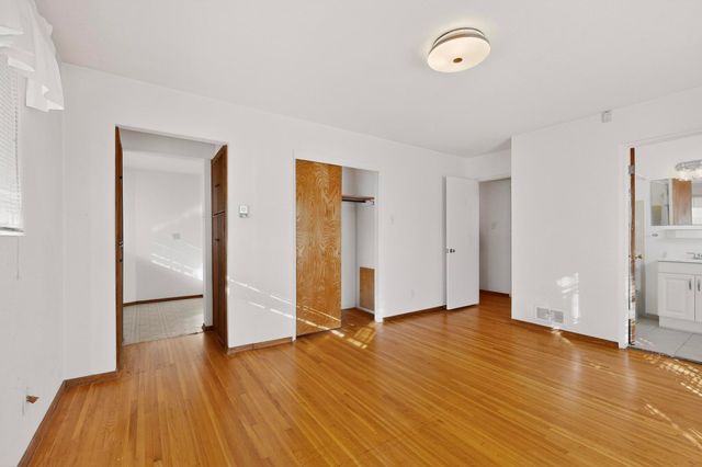 700 Manzano Street NE, Albuquerque, NM 87110