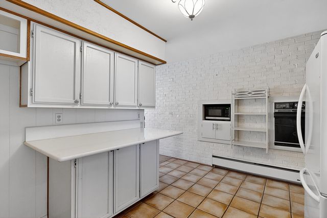 700 Manzano Street NE, Albuquerque, NM 87110