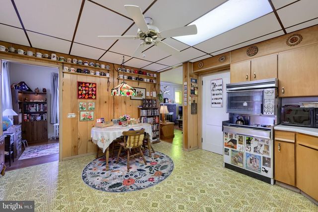310 N STATE ST, Shillington, PA 19607