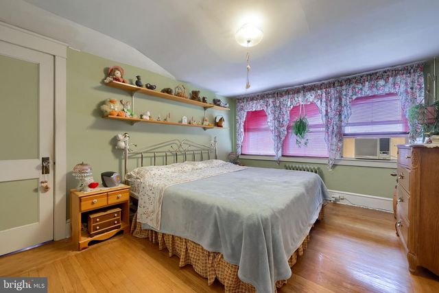 310 N STATE ST, Shillington, PA 19607
