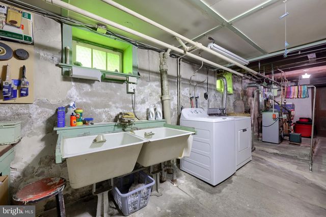 310 N STATE ST, Shillington, PA 19607