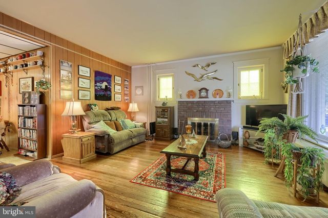 310 N STATE ST, Shillington, PA 19607